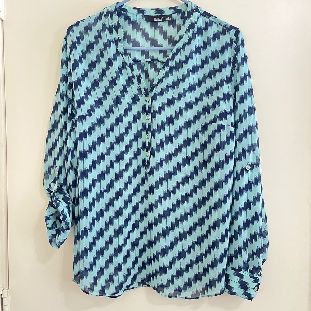 a.n.a. Women Ikat Print Sheer Top Blue Large Roll Tab Sleeve Boho Coastal Resort